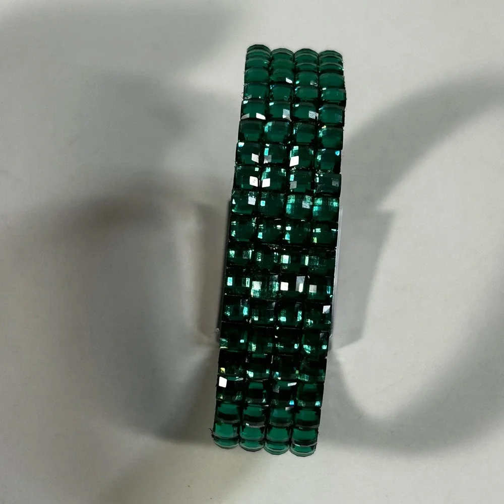 Emerald Green Rhinestone Wrap Bracelet Silver Tone‎ Heart Clasp 4 Row Sparkling